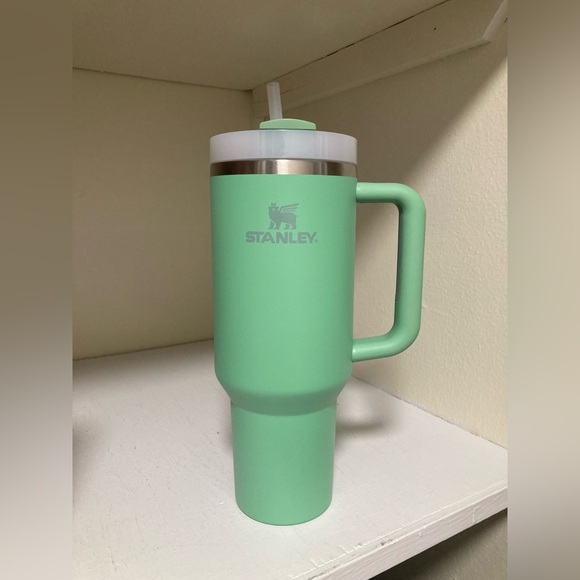 STANLEY💧Jade Green Tumbler with Straw - Picture 9 of 13